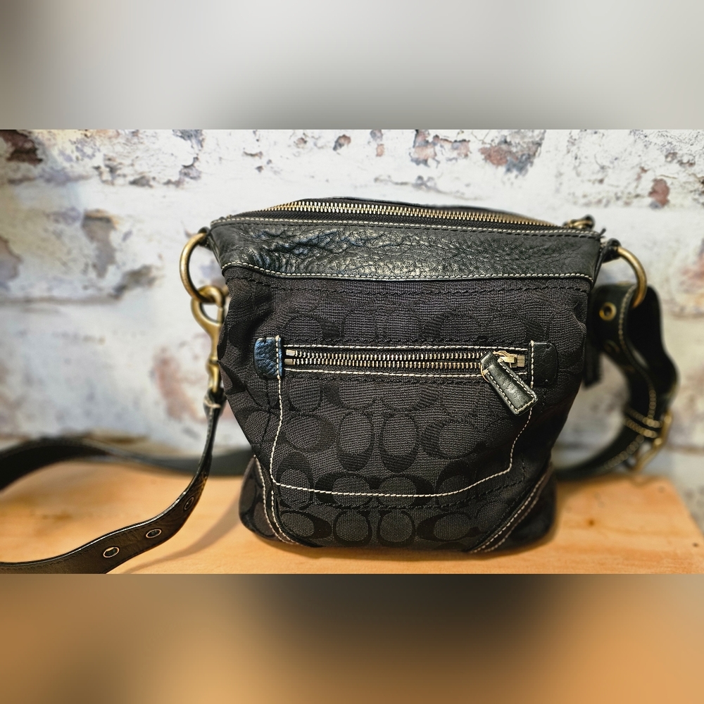 Coach Crossbody Bag Black. Pre-owned. K0685 - Picture 2 of 6